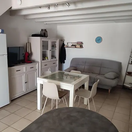 Maison L'olivier ,6 Couchages St Cyprien 3 Etoiles Nyaraló *
