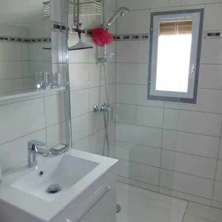 Maison L'olivier ,6 Couchages St Cyprien 3 Etoiles * Saint-Cyprien