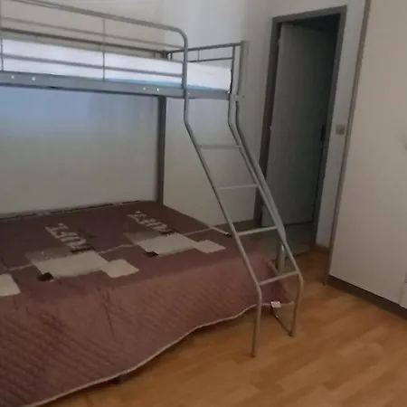 Дом отдыха Maison L'olivier ,6 Couchages St Cyprien 3 Etoiles *